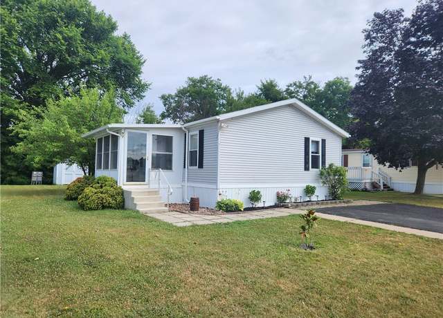 Property at 97 Locust Dr, Hamlin, NY 14464, 3 beds, 2 baths