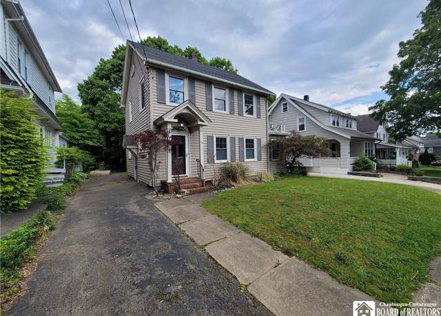 Property at 174 Sturges St, Jamestown, NY 14701, 3 beds, 1 bath