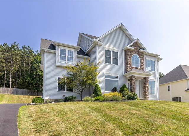 Property at 120 Saint Andrews Dr, Horseheads, NY 14845, 4 beds, 3 baths