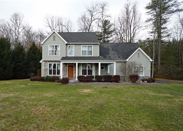 Property at 1 Greenridge Dr, Erwin, NY 14870, 4 beds, 2.5 baths