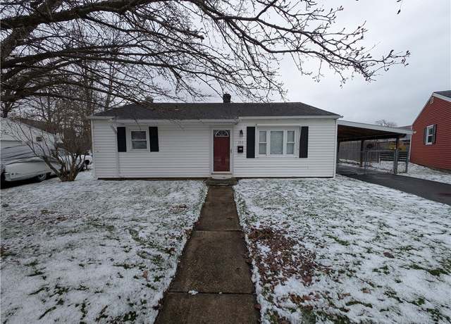 Property at 150 Cimarron Dr, Rochester, NY 14620, 3 beds, 1 bath