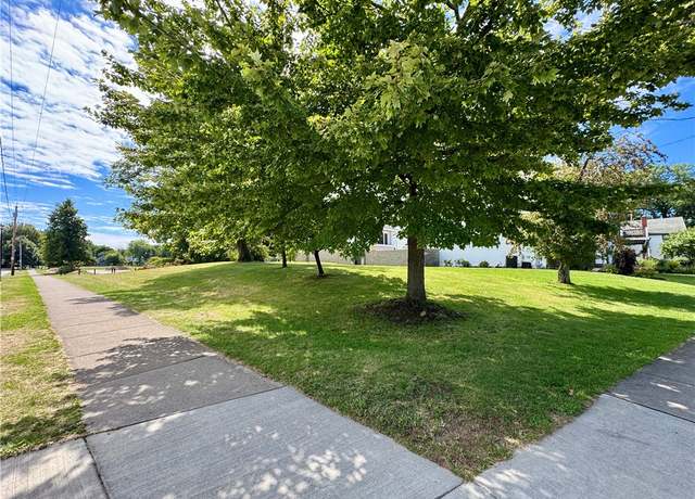 Property at 3 Estes St, Rochester, NY 14612