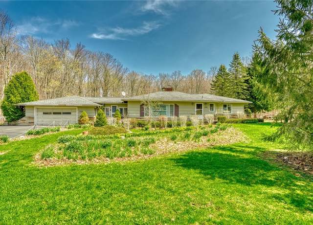 Property at 1322 Hatch Rd, Penfield, NY 14580, 4 beds, 2.5 baths
