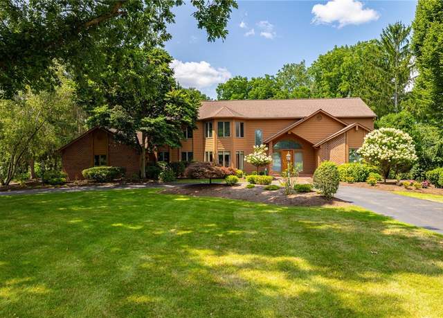 Property at 7 Canal Park Pl, Pittsford, NY 14534, 4 beds, 3.5 baths