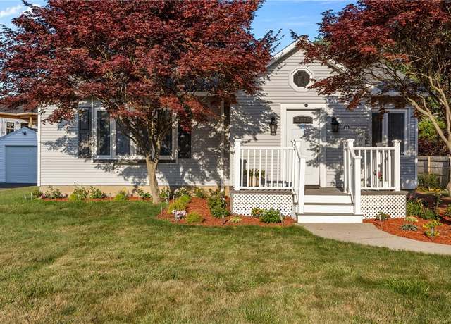 Property at 275 Strathmore Rd, Greece, NY 14612, 3 beds, 2 baths
