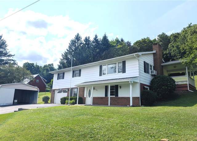 Property at 310 E Green St, Smethport Boro, PA 16749, 3 beds, 2.5 baths