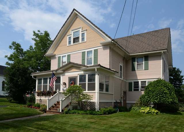 Property at 175 Lake Ave, Parma, NY 14468, 4 beds, 2.5 baths
