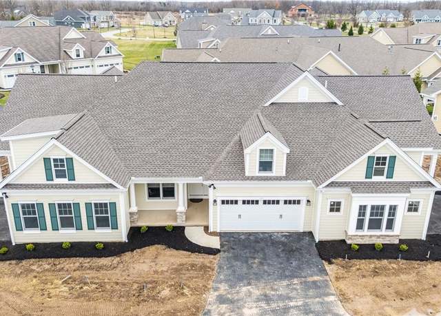 Property at 237 Bretlyn Cir, Brighton, NY 14618, 3 beds, 3 baths