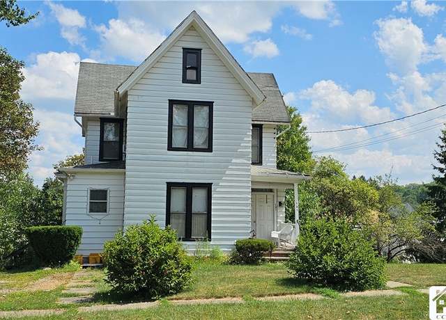 Property at 131 Ivy St, Jamestown, NY 14701, 6 beds, 3 baths