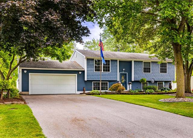 Property at 6 Spicewood Ln, Chili, NY 14624, 4 beds, 2 baths