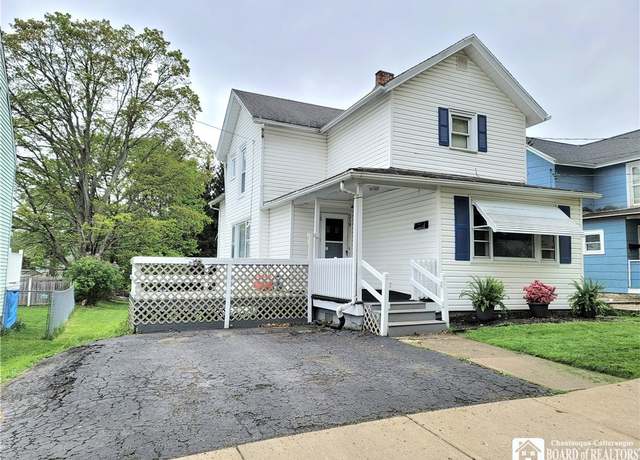 Property at 319 Hazzard St, Jamestown, NY 14701, 3 beds, 1.5 baths