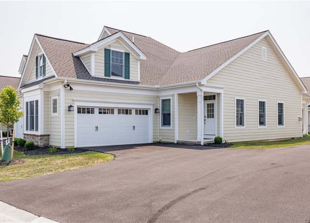 Property at 239 Bretlyn Cir, Brighton, NY 14618, 3 beds, 3 baths