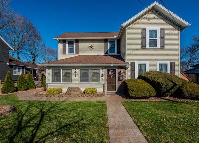 Property at 11 Lackawanna Ave, Mount Morris, NY 14510, 5 beds, 2 baths