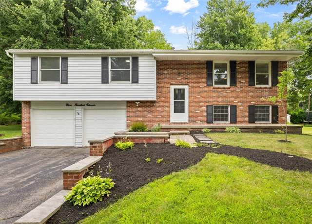 Property at 911 Copperkettle Rd, Webster, NY 14580, 3 beds, 2.5 baths