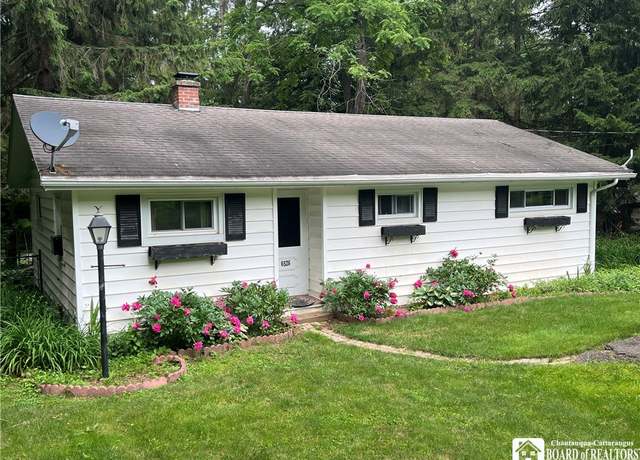 Property at 6526 Wyoming Ave, Chautauqua, NY 14757, 3 beds, 1 bath