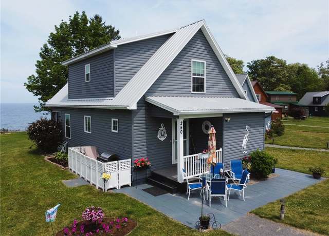 Property at 250 Danielle Ln, Kendall, NY 14464, 3 beds, 2 baths