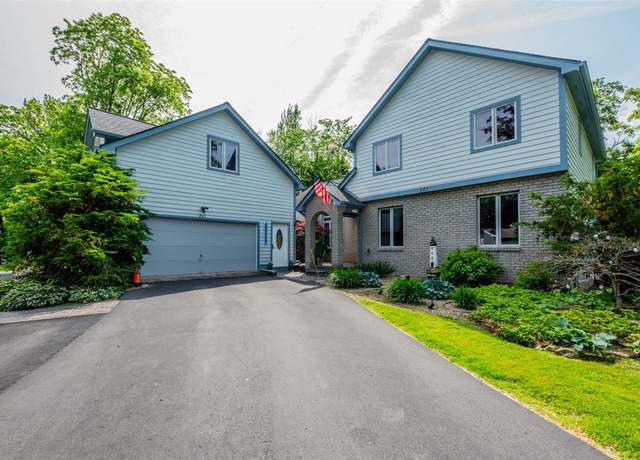 Property at 243 Creekwood Dr, Greece, NY 14626, 4 beds, 3 baths