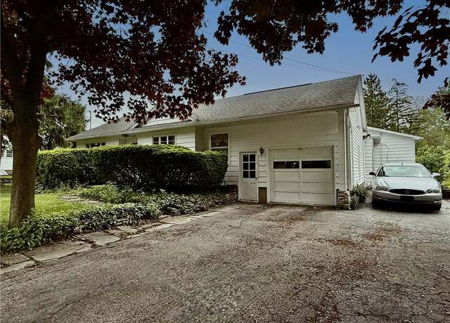 Property at 9209 Summit Street Rd, Leroy, NY 14482, 6 beds, 2.5 baths