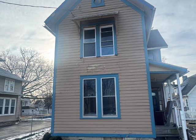 Property at 223 Mount Zoar St, Elmira-city, NY 14904, 3 beds, 1.5 baths