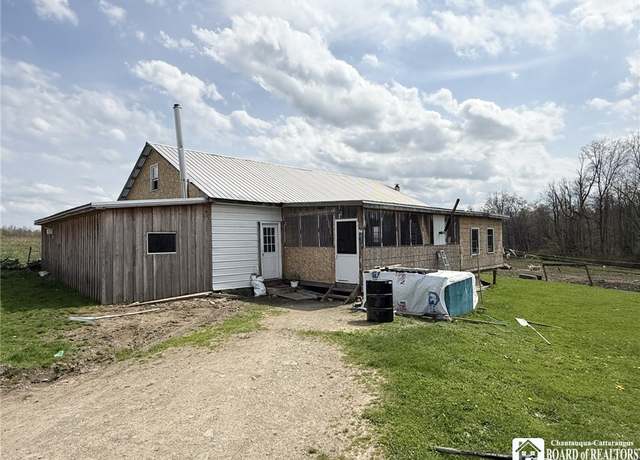 Property at 3921 Daily Hill Rd, Poland, NY 14747, 1 bed