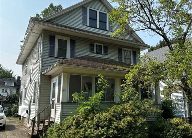 Property at 43 Navarre Rd, Rochester, NY 14621, 4 beds, 1.5 baths