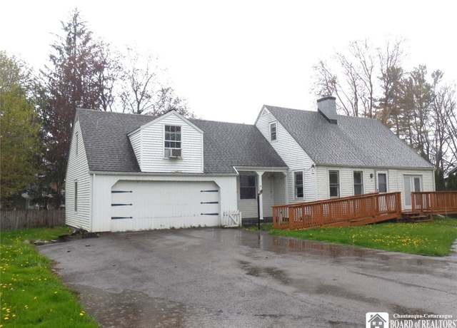 Property at 14 Stoneman Ave, Busti, NY 14750, 5 beds, 3 baths