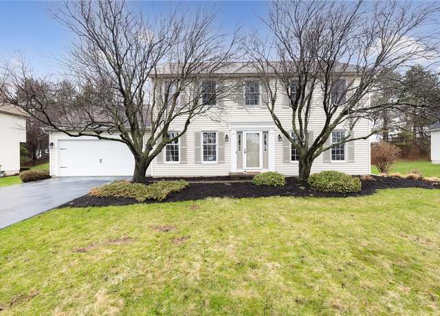 Property at 10 Timber Ridge Dr, Ogden, NY 14559, 4 beds, 2.5 baths