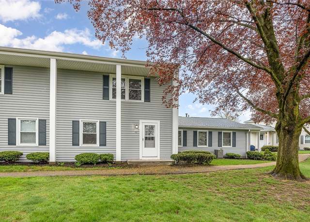 Property at 22 Falcon Ln W, Perinton, NY 14450, 2 beds, 1 bath