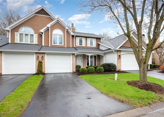 Property at 32 Eaglesfield Way, Perinton, NY 14450, 3 beds, 2.5 baths