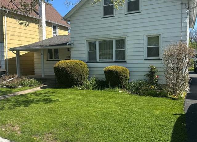 Property at 208 Stutson St, Rochester, NY 14612, 3 beds, 1 bath