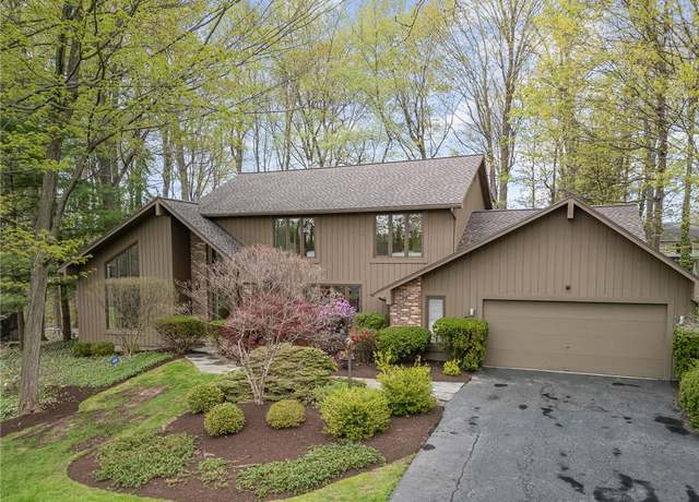 Property at 42 Split Rock Rd, Pittsford, NY 14534, 3 beds, 3 baths