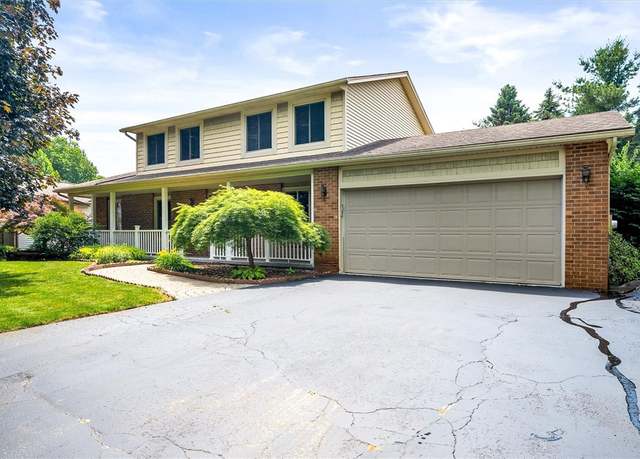 Property at 98 Kirkstone Pass, Greece, NY 14626, 3 beds, 2.5 baths