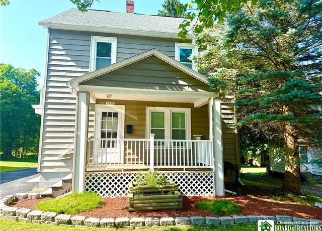 Property at 1338 Newland Ave, Jamestown, NY 14701, 3 beds, 2 baths