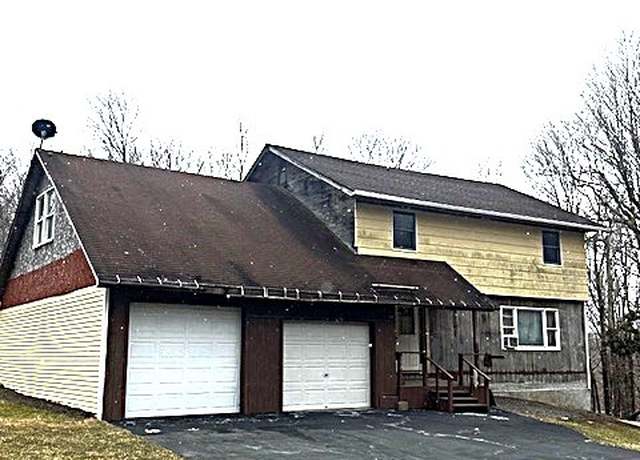 Property at 934 and 932 County Road 93, Roscoe, NY 12776, 3 beds, 1.5 baths