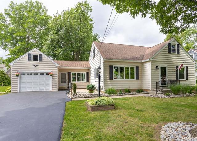 Property at 773 Marshall Rd, Chili, NY 14624, 4 beds, 1 bath