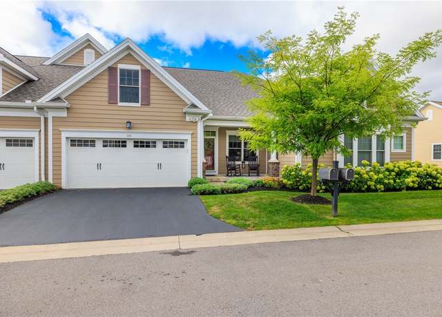 Property at 216 Bretlyn Cir, Brighton, NY 14618, 2 beds, 2.5 baths