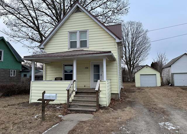 Property at 104 E Mccanns Blvd, Elmira, NY 14903, 2 beds, 1 bath