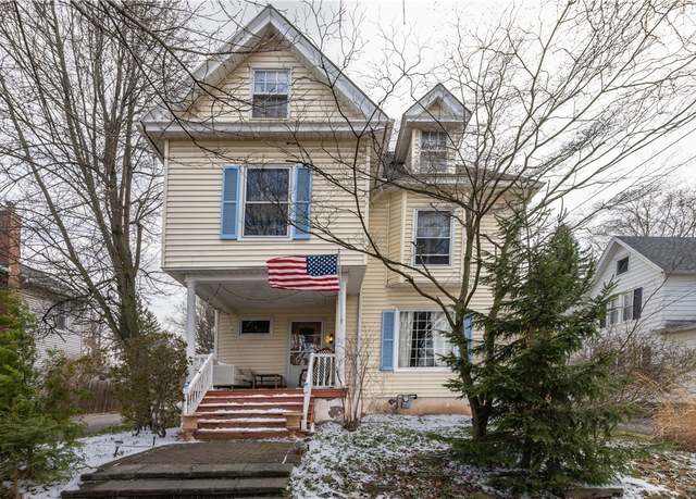 Property at 31 Brockway Pl, Sweden, NY 14420, 5 beds, 2.5 baths
