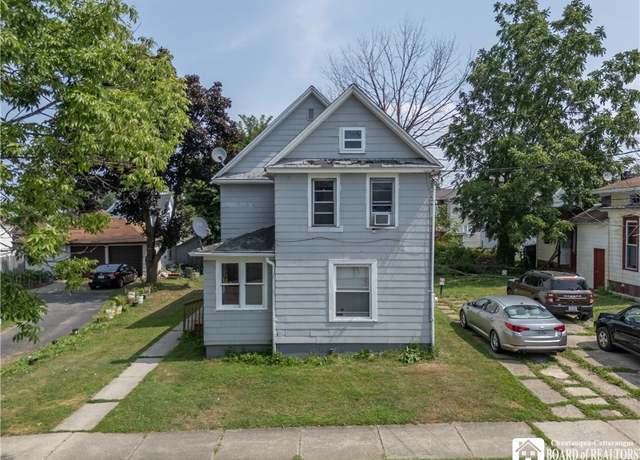 Property at 144 Lord St, Dunkirk, NY 14048, 4 beds, 1 bath