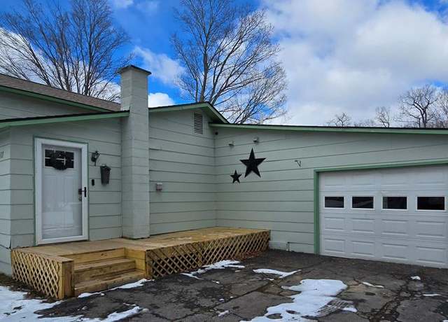 Property at 117 Maple St, Horseheads, NY 14816, 3 beds, 1.5 baths