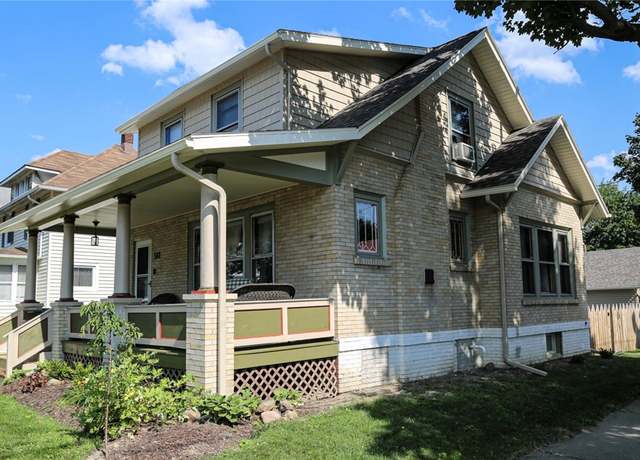 Property at 561 W Washington Ave, Elmira City, NY 14901, 2 beds, 1.5 baths