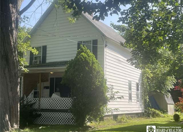 Property at 512 N 7th St, Olean-city, NY 14760, 2 beds, 1.5 baths