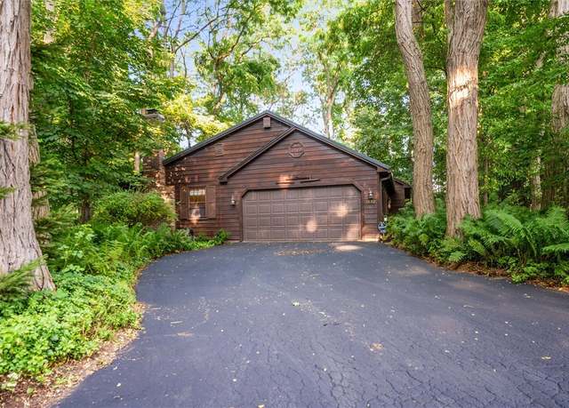Property at 1132 Woodbridge Ln, Webster, NY 14580, 3 beds, 2 baths