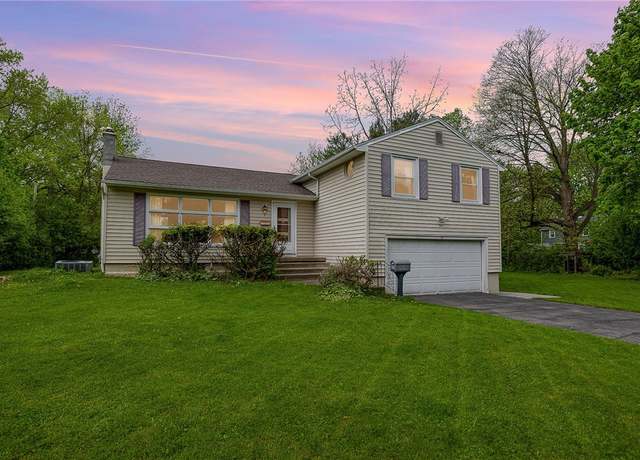 Property at 5 Dunrovin Ln, Brighton, NY 14618, 3 beds, 1.5 baths