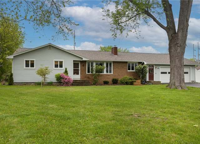 Property at 108 Country Estates Dr, Horseheads, NY 14845, 4 beds, 2.5 baths