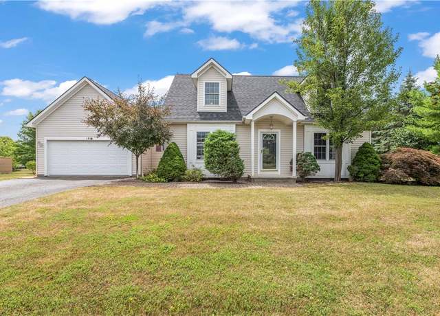 Property at 18 Hutton Cir, Riga, NY 14428, 5 beds, 2.5 baths