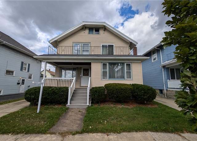 Property at 32 E Hazeltine Ave, Tonawanda-town, NY 14217, 4 beds, 2 baths