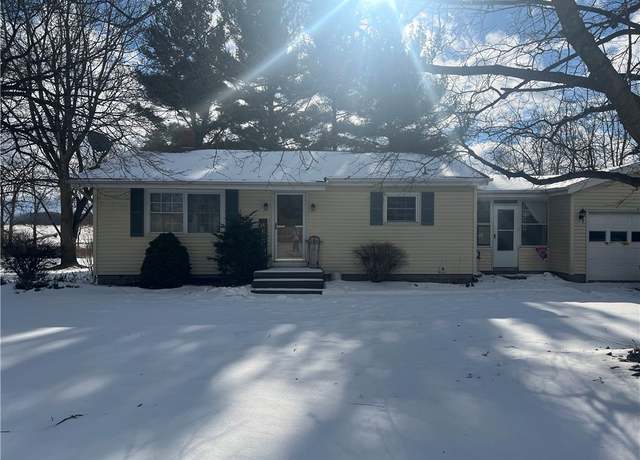 Property at 6514 Main Rd, Stafford, NY 14143, 3 beds, 1 bath