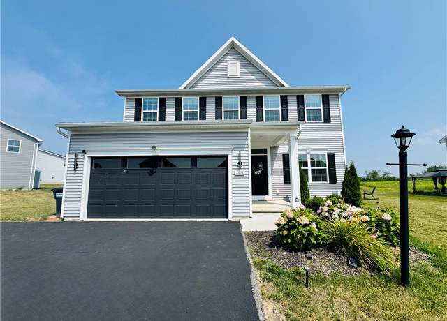 Property at 6016 Ivory Dr Dr, Farmington, NY 14425, 4 beds, 2.5 baths