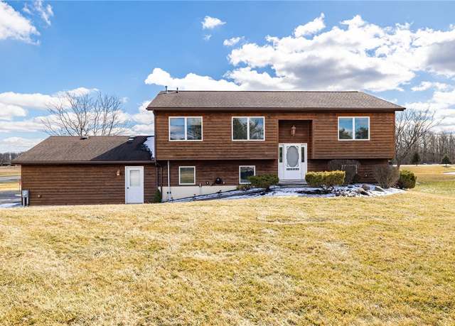 Property at 2150 Risser Rd, Canandaigua-town, NY 14424, 4 beds, 3 baths